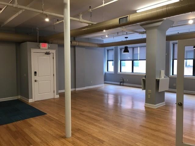 Building Photo - 62 Orange St