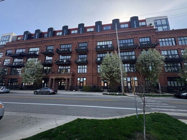 Foto del edificio - Desirable Union Square Corner Penthouse!