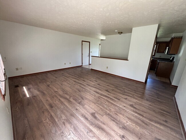 Building Photo - 9173 E CD Ave