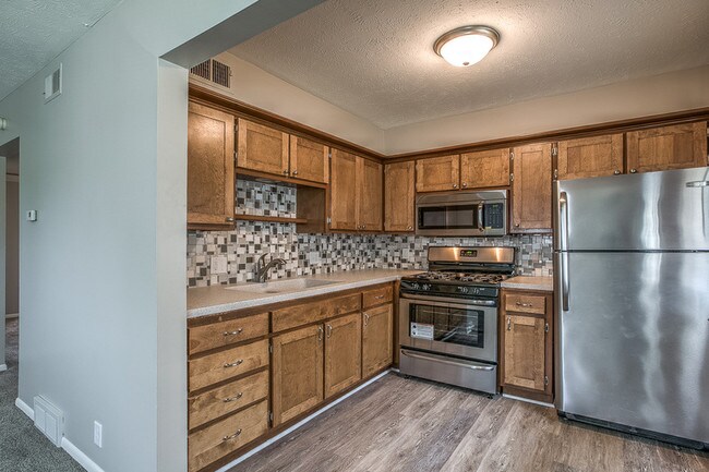 Foto del edificio - 4680 Harrison St