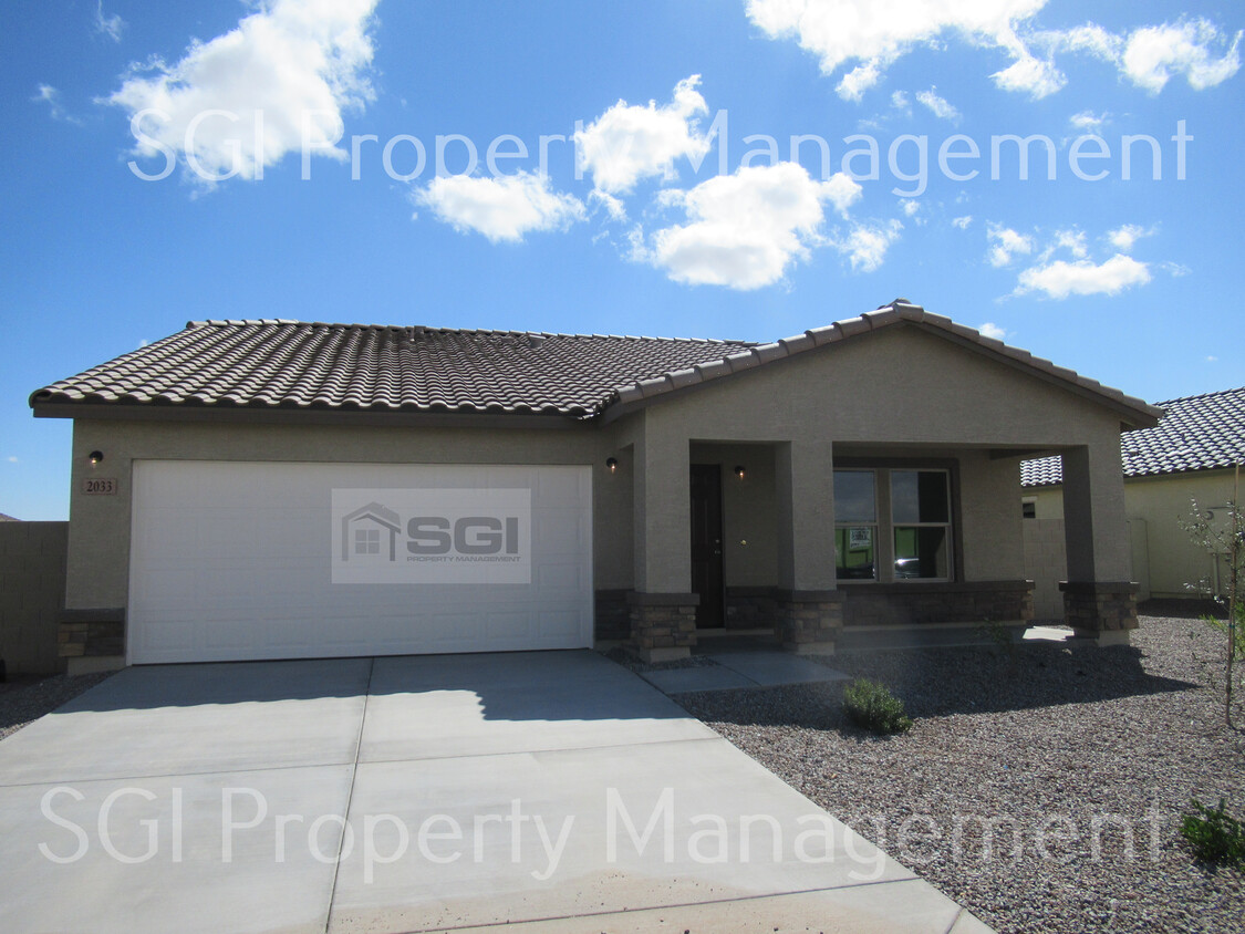 Primary Photo - Casa Grande home ready for move in