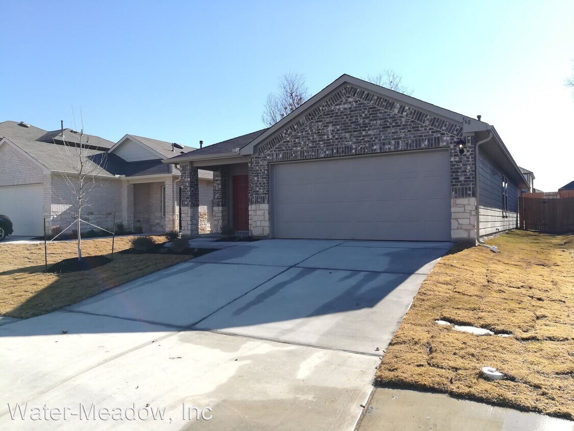 3 br, 2 bath House 368 Euclid Lane House Rental in Uhland, TX