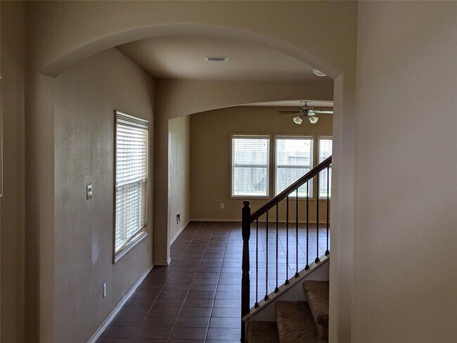 Building Photo - 18231 Amalfi Coast Dr