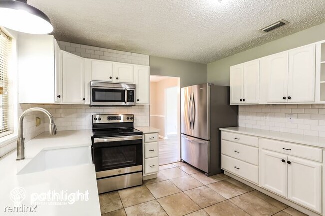Foto del edificio - 3 br, 2 bath House - 2867 Holly Bay Road UNIT