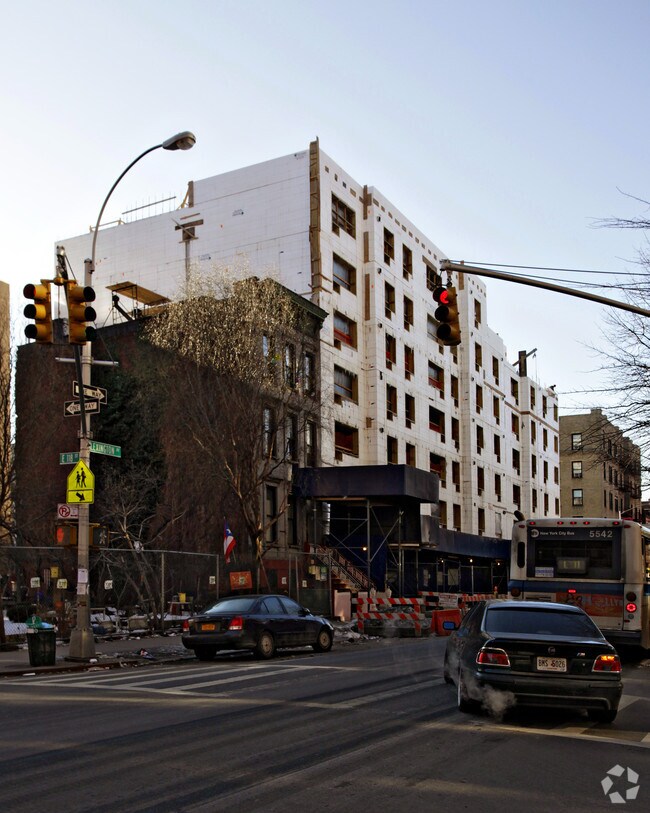 Building Photo - Lancaster Lexington