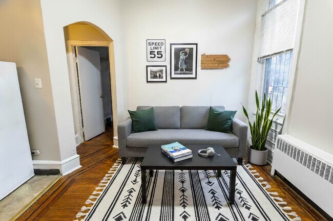 Building Photo - 4328 Osage Ave