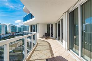 Foto del edificio - 16829 Collins Ave