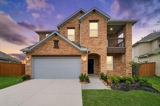 Building Photo - 208 Salange Ln