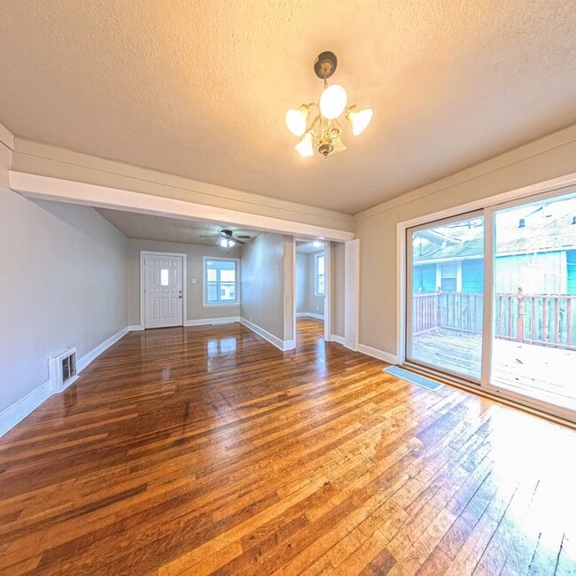 Foto del edificio - Adorable 3 Bedroom 1 Bath Ranch Style Home