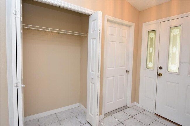 Building Photo - 9 Rose Petal Ln