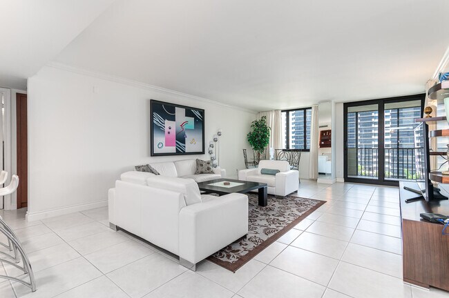 Building Photo - 3400 S Ocean Blvd