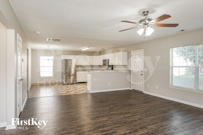 Foto del edificio - 1000 Golden Aspen Dr