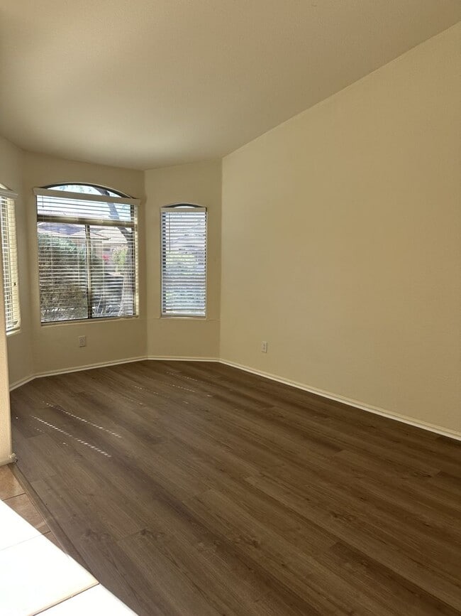 Building Photo - 4 Bedroom in Rancho El Dorado Maricopa