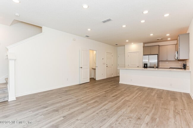 Building Photo - 1605 Cluny Rd