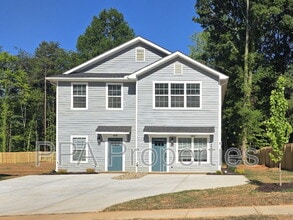 Building Photo - 404 Giles St
