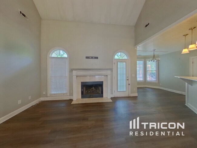 Building Photo - 105 Millstone Dr