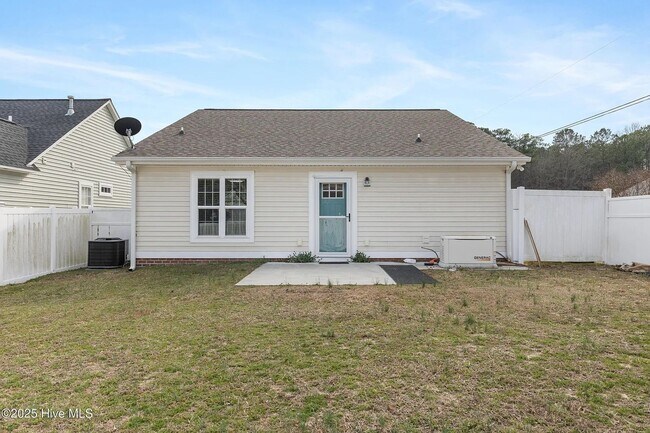 Foto del edificio - Cottages at Davis Farms