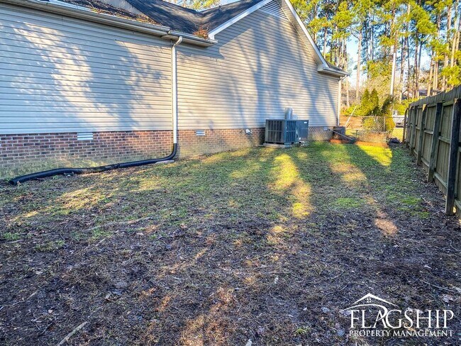 Foto del edificio - Great Three Bedroom Home Close to SJAFB