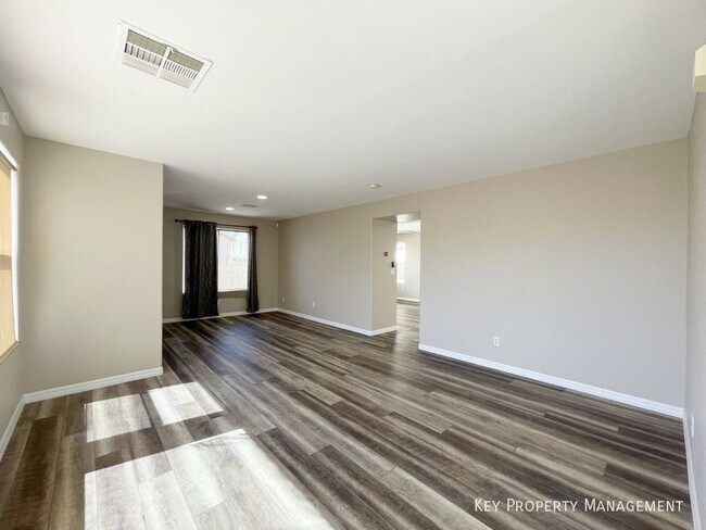 Building Photo - 10353 Talking Tree Ave