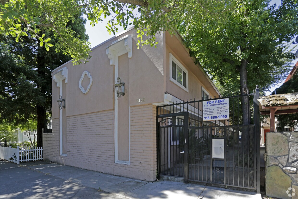 Primary Photo - 2422 Q St
