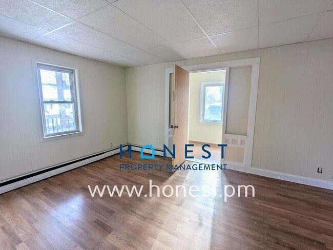 Building Photo - 1 Jefferson St