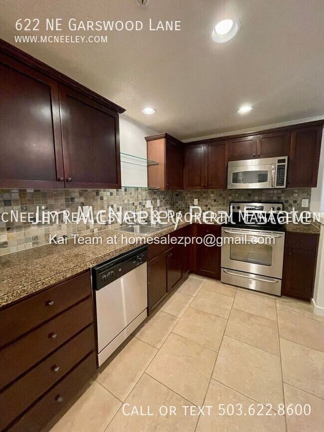Foto del edificio - 622 NE Garswood Ln