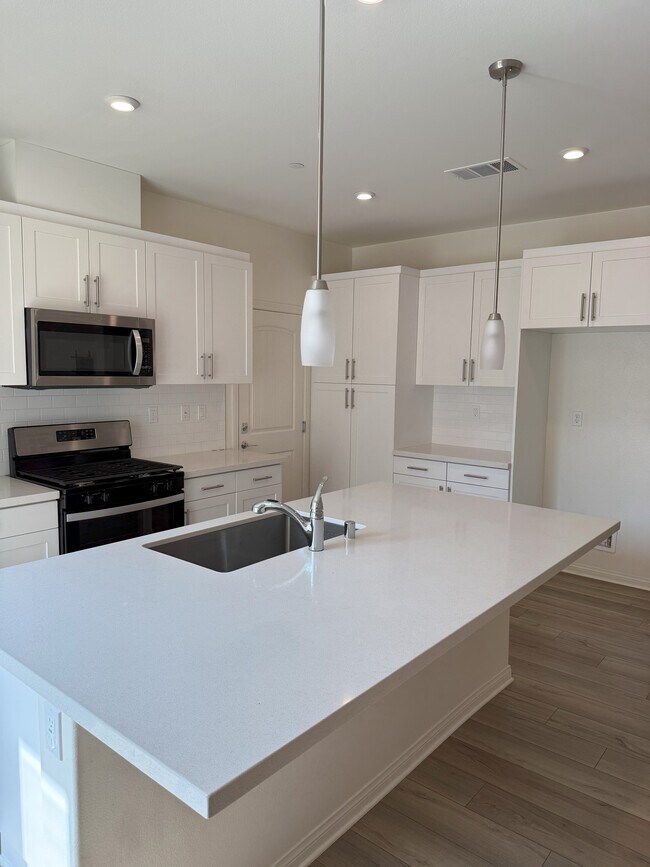 Building Photo - 1971 S Ambrosia Way