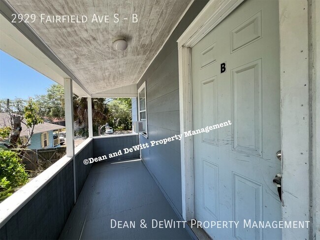 Building Photo - 2/1 Duplex - For Rent
