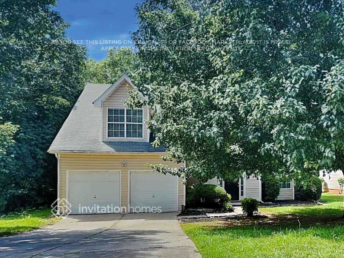 Primary Photo - 438 Pecan Wood Cir