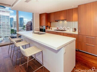 Building Photo - 1555 Kapiolani Blvd