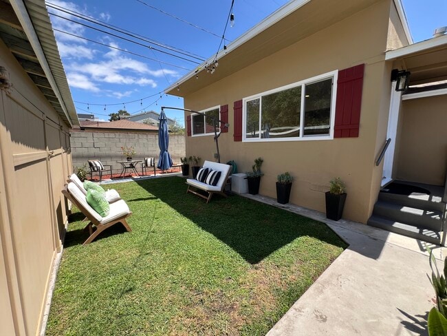 Building Photo - 4014 Higuera St