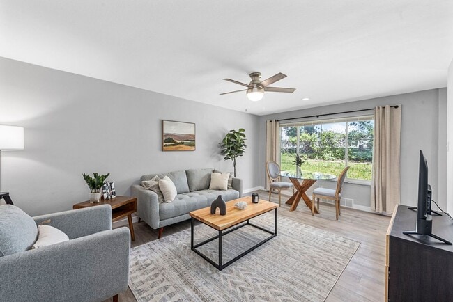 Interior Photo - 7201-05 Gravois Apartments