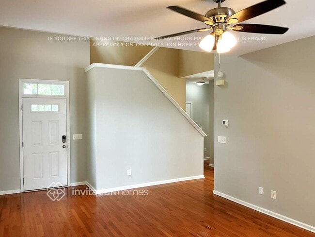Building Photo - 1912 Pear Tree Ln