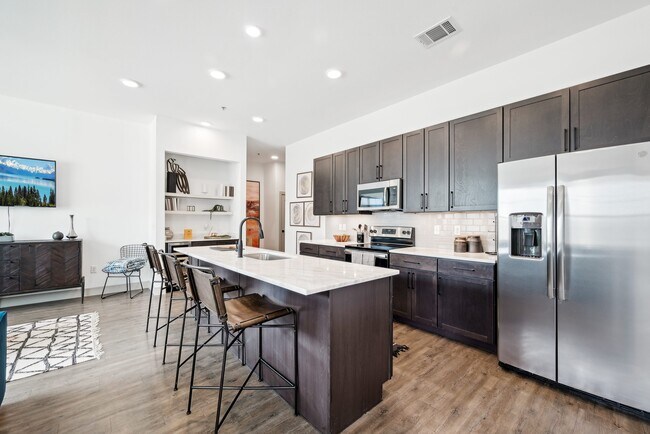 Foto del edificio - The Village at Rayzor Ranch