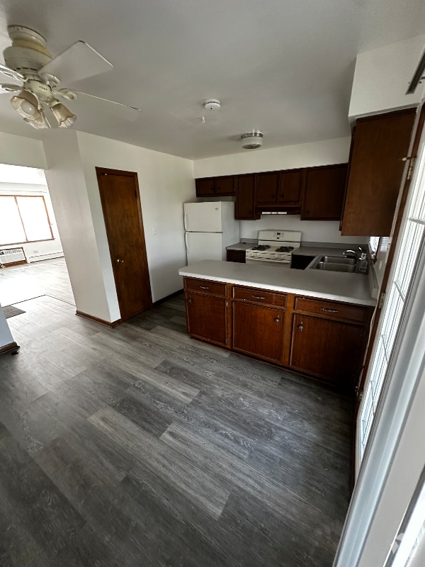 Building Photo - 4433 Prairie Ave