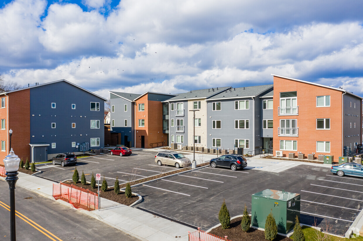 Building Photo - Mellon’s Orchard South