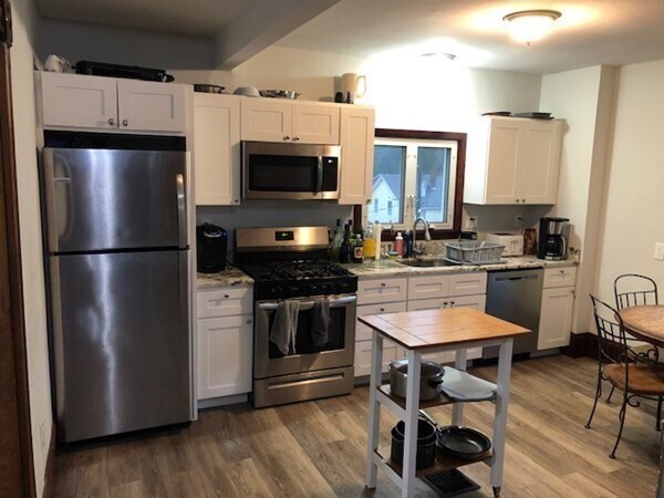 Foto principal - 1122 Adams St