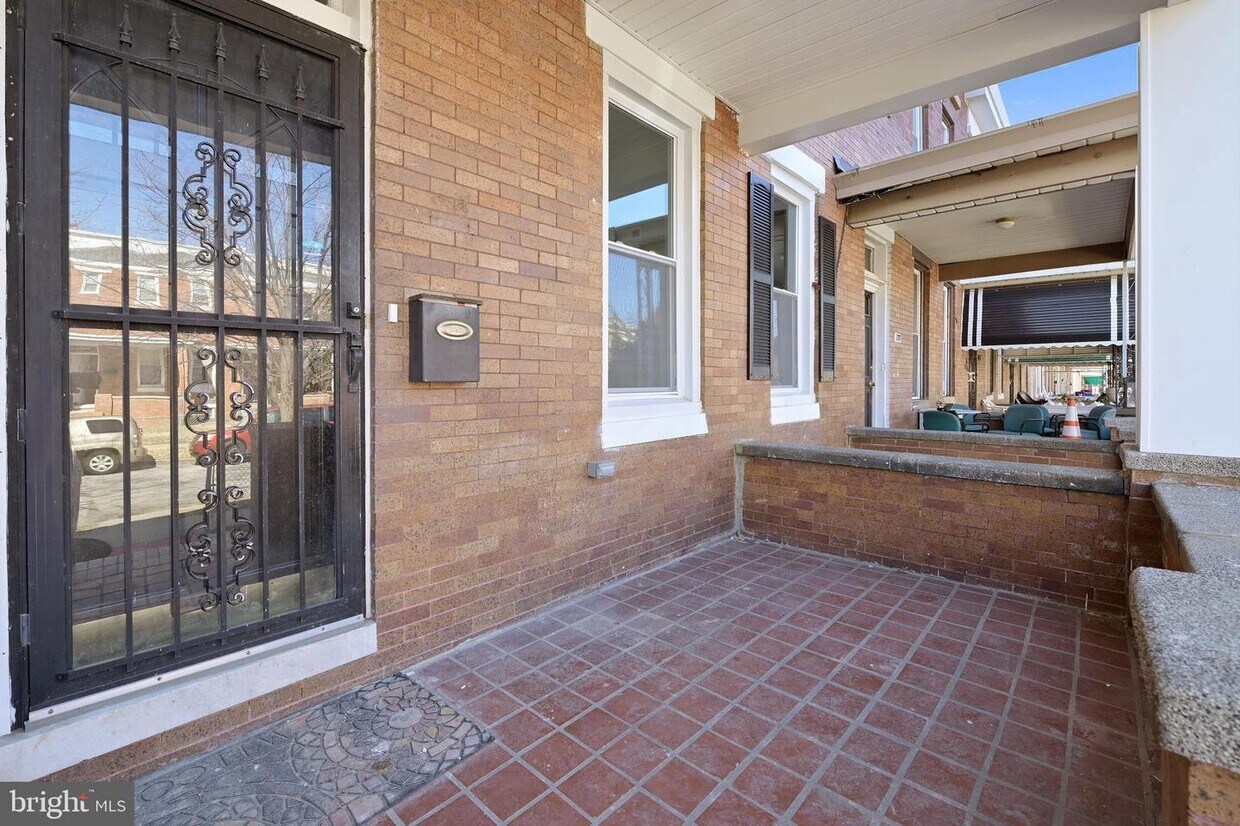 Foto principal - 1719 E 31st St