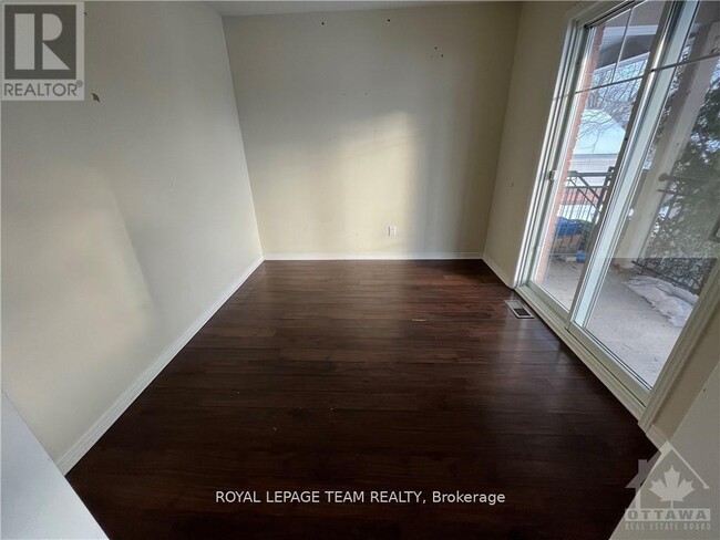 Photo du bâtiment - 39 Thornbury Crescent