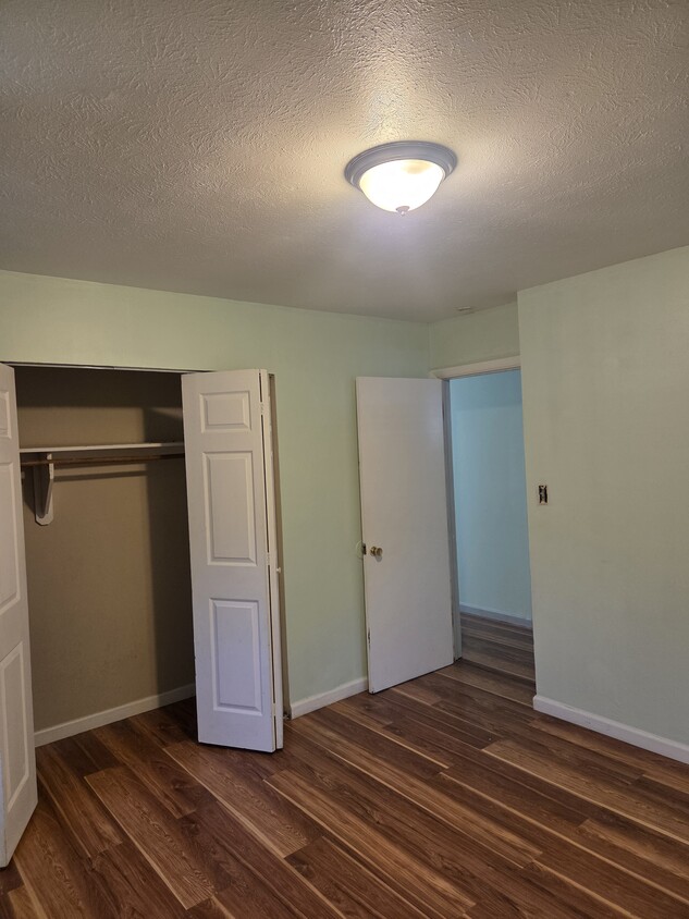 Foto principal - 5730 Garfield Ave