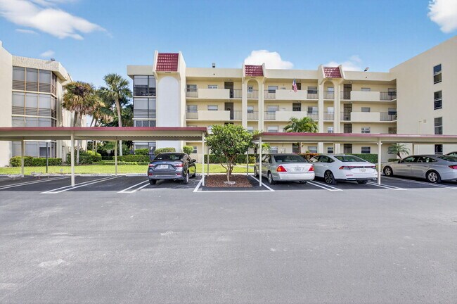 Foto del edificio - 23279 Barwood Ln N