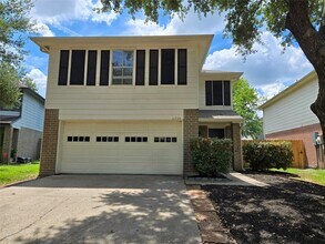 Building Photo - 11735 Sunny Stream Dr