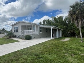 Building Photo - 172 Eland Dr