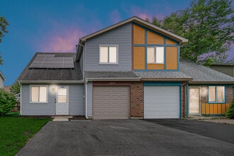 Building Photo - 1807 Whitney Dr