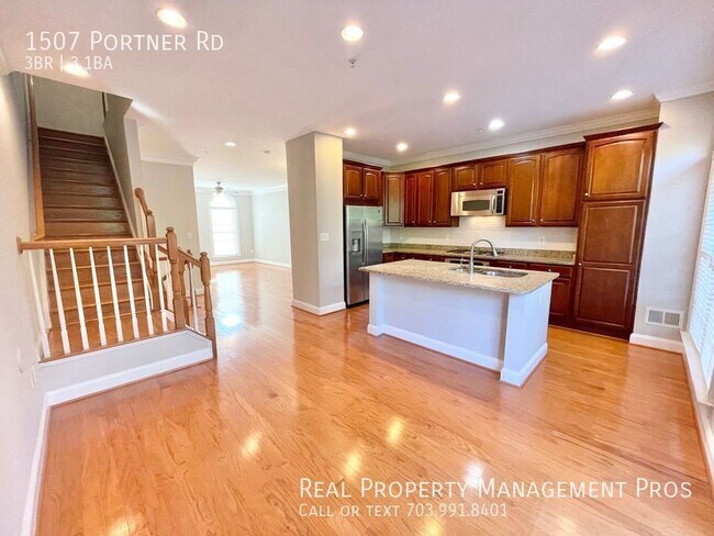 Foto del edificio - 1507 Portner Rd