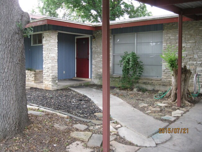 Building Photo - 2735 Ilse Pl