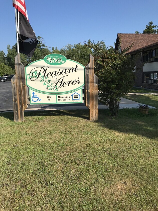 Foto principal - PLEASANT ACRES