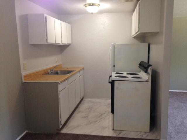 Building Photo - 2239 Forestdale Ave