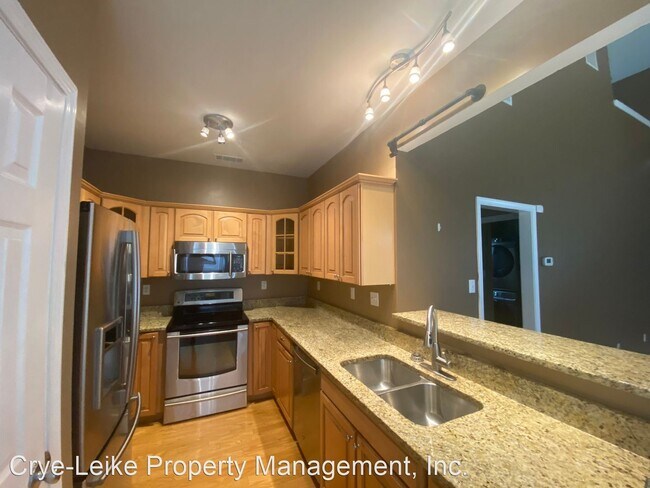 Building Photo - 3 br, 2.5 bath House - 1036 River Isle Cv