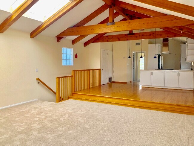 Foto del edificio - 1642 Harper Ave